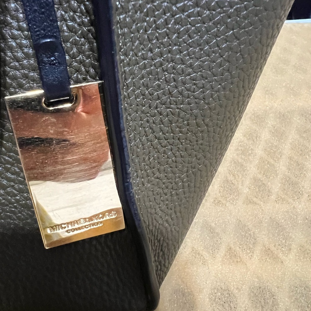 Michael Kors Collection bag Made in Italy - Picture 14 of 16